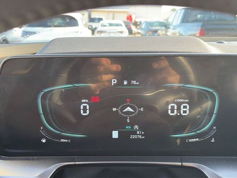 Used 2025 Kia Telluride S FWD image 7