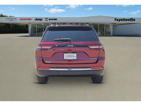 Used 2022 Jeep Grand Cherokee Limited w/ Trailer Tow Prep Group (B) image 4