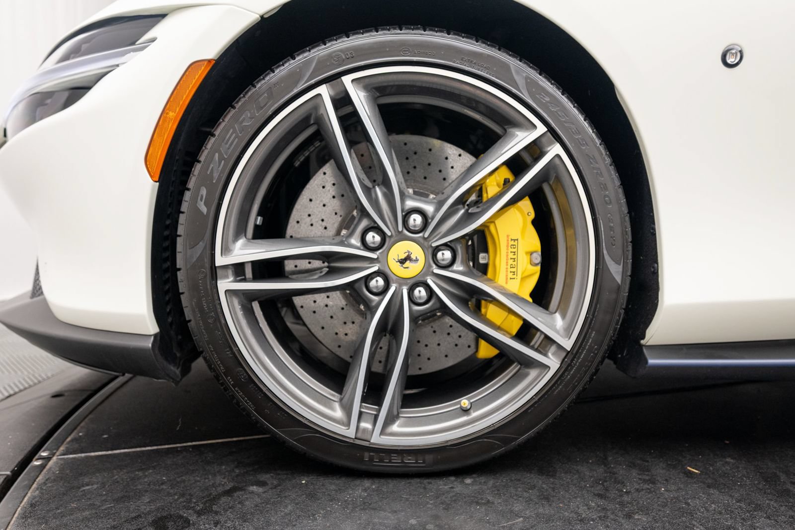 Used 2025 Ferrari Roma Spider RWD image 36