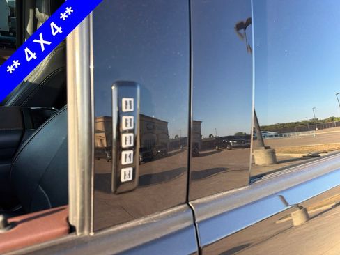 Used 2021 Ford F150 Lariat w/ Equipment Group 502A High AWD/4WD image 6
