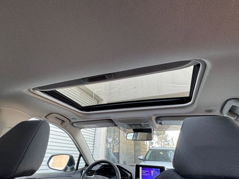 Used 2025 Toyota RAV4 XLE w/ Convenience Package image 30