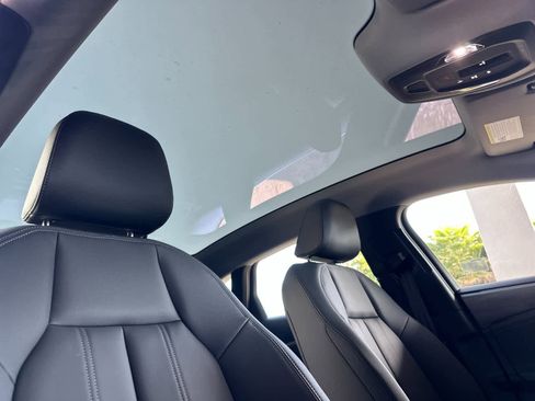 Used 2025 Audi A6 e-tron Premium w/ Convenience Package image 14