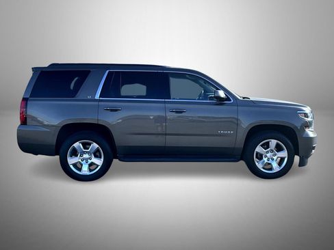 Used 2016 Chevrolet Tahoe LT w/ Luxury Package AWD/4WD image 4