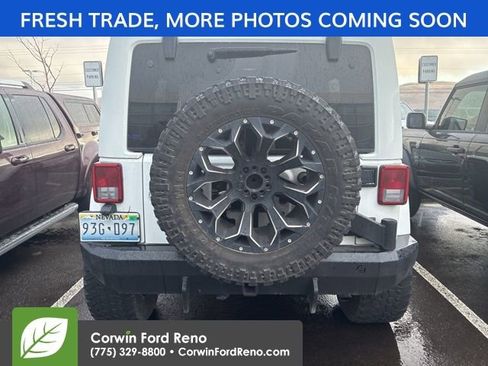 Used 2012 Jeep Wrangler Unlimited Rubicon w/ Connectivity Group image 5