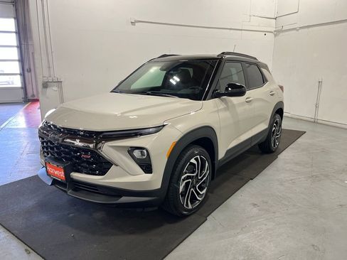 New 2026 Chevrolet TrailBlazer RS w/ Convenience Package image 3