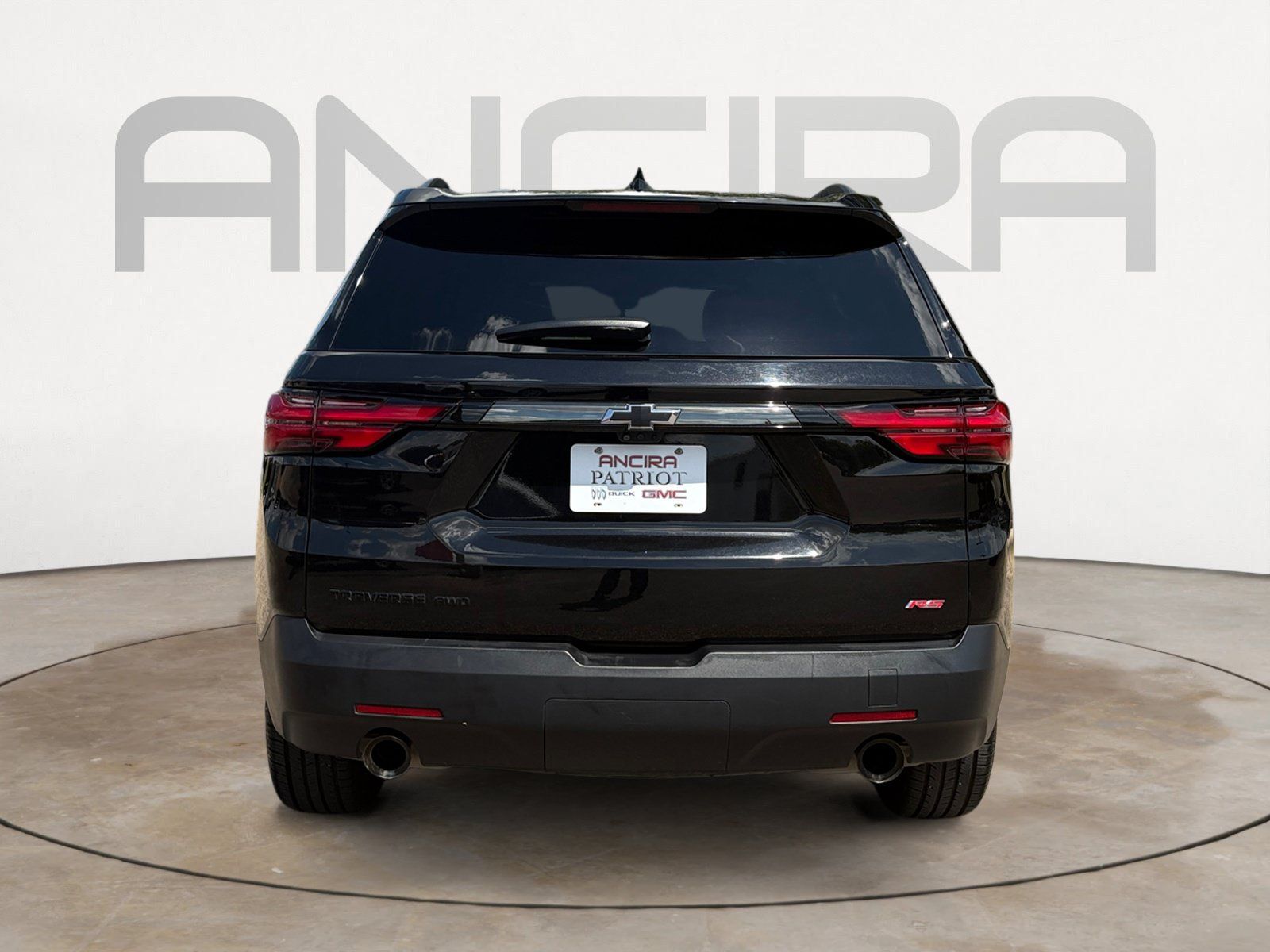 Used 2023 Chevrolet Traverse RS AWD/4WD image 9