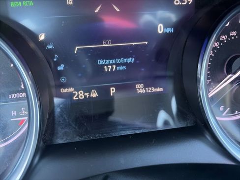 Used 2019 Toyota Camry SE image 16