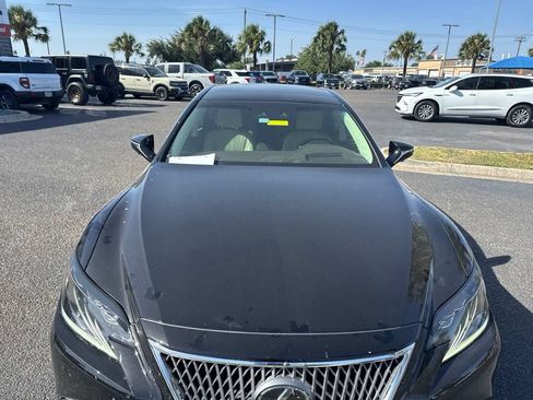 Used 2018 Lexus LS 500 w/ Luxury Package RWD image 8