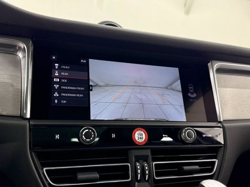 Certified 2026 Porsche Macan AWD/4WD image 49