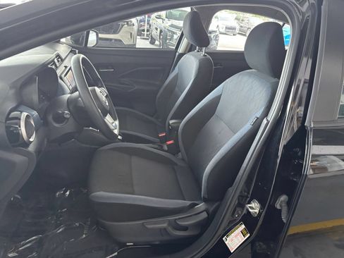 Used 2025 Nissan Versa SV FWD image 35