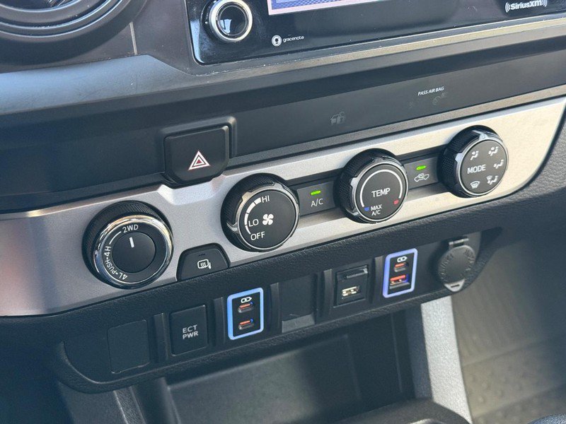 Used 2022 Toyota Tacoma SR w/ SX Package AWD/4WD image 28