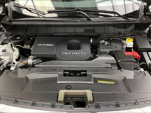 Certified 2025 INFINITI QX60 Luxe w/ Vision Package image 30