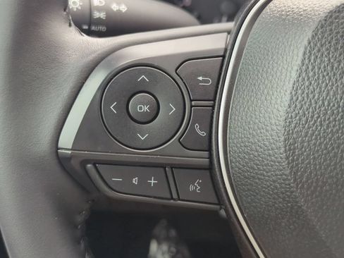 Used 2025 Toyota Corolla SE FWD image 21