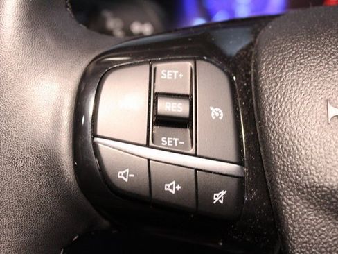 Used 2022 Ford Escape SEL w/ Technology Package image 16