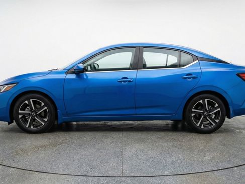 Used 2025 Nissan Sentra SV FWD image 5