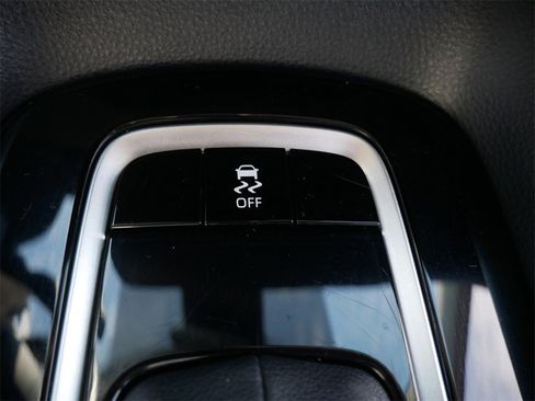 Certified 2024 Toyota Corolla LE image 18