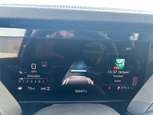 Used 2025 GMC Yukon XL Denali AWD/4WD image 46