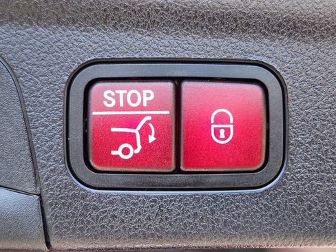 Certified 2024 Mercedes-Benz GLE 350 4MATIC image 26