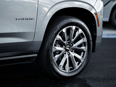 Used 2025 Chevrolet Tahoe High Country image 5