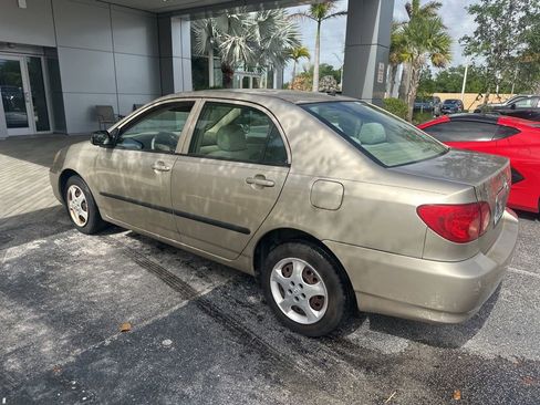 Used 2005 Toyota Corolla image 4