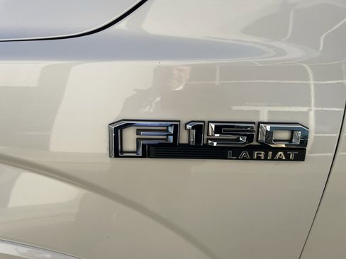 Used 2017 Ford F150 Lariat w/ Equipment Group 501A Mid image 6