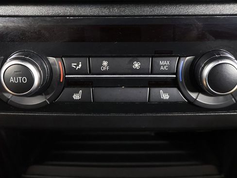 Used 2018 BMW X5 xDrive40e image 33