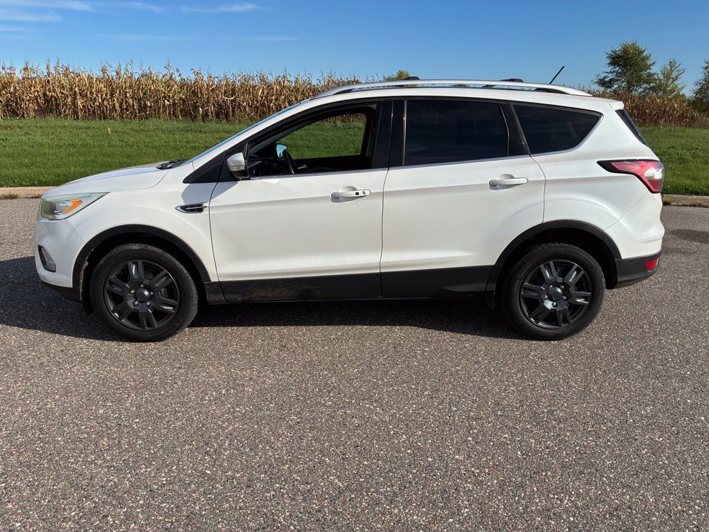 Used 2018 Ford Escape Titanium AWD/4WD image 5