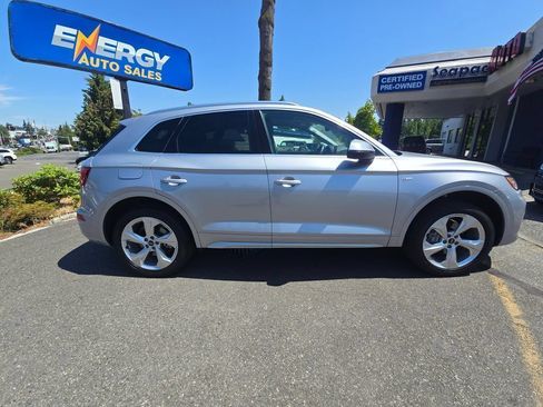 Used 2023 Audi Q5 2.0T Premium Plus w/ Premium Plus Package AWD/4WD image 8