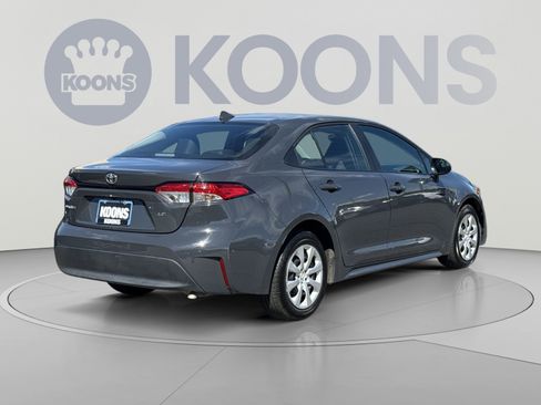 Used 2026 Toyota Corolla LE FWD image 7
