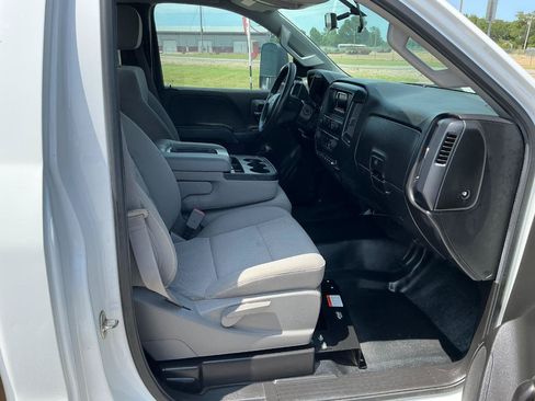 Used 2015 Chevrolet Silverado 2500 W/T AWD/4WD image 12
