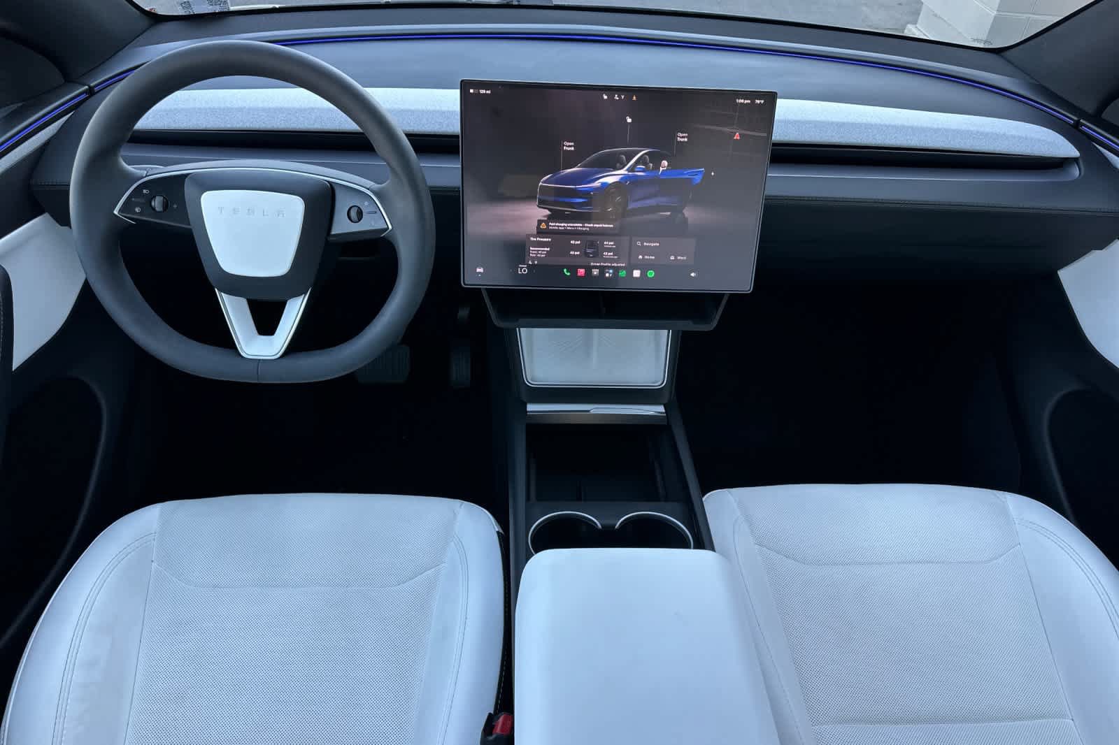Used 2026 Tesla Model Y 2WD image 3