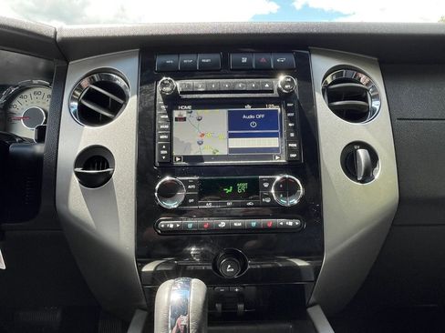 Used 2013 Ford Expedition EL Limited RWD image 35
