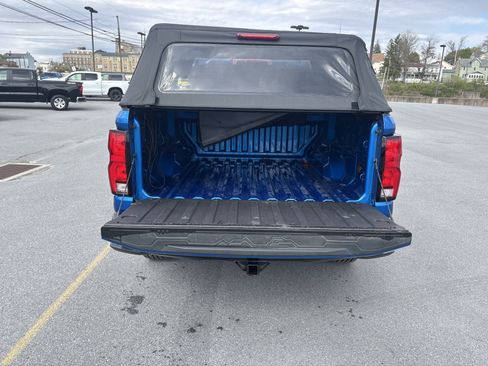 Used 2024 Chevrolet Colorado Z71 w/ Advanced Trailering Package AWD/4WD image 5