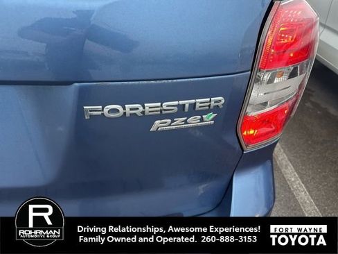 Used 2016 Subaru Forester 2.5i w/ Alloy Wheel Package image 11