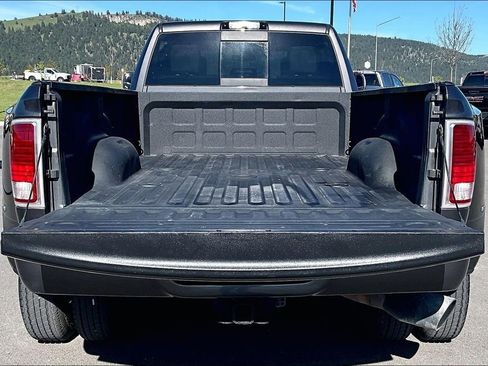 Used 2018 RAM 3500 Laramie Longhorn AWD/4WD image 18