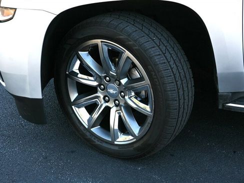 Used 2015 Chevrolet Suburban LTZ AWD/4WD image 3
