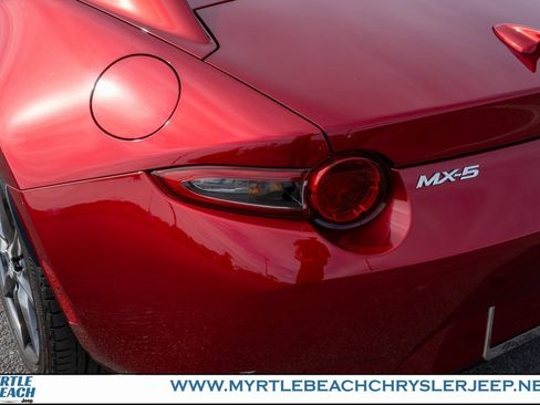 Used 2019 MAZDA MX-5 Miata RF Grand Touring image 11