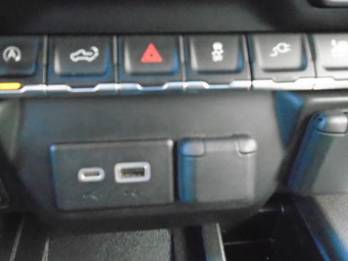 Used 2019 GMC Sierra 1500 SLT w/ SLT Premium Package image 69