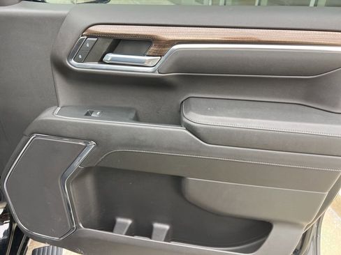 Used 2023 Chevrolet Silverado 1500 LT image 30