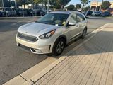 Certified 2017 Kia Niro EX image 4