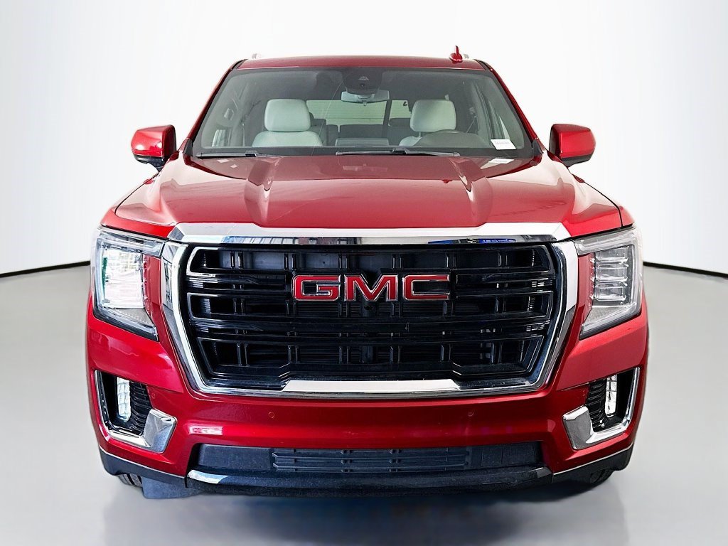 Used 2023 GMC Yukon SLE RWD image 2