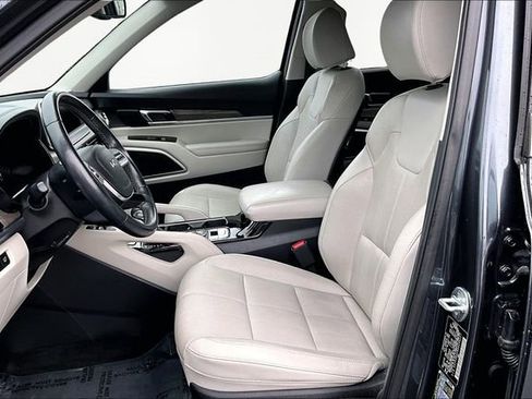 Used 2022 Kia Telluride EX image 15