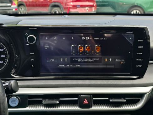 Used 2022 Kia K5 GT-Line w/ GT-Line Awd Premium Package image 9