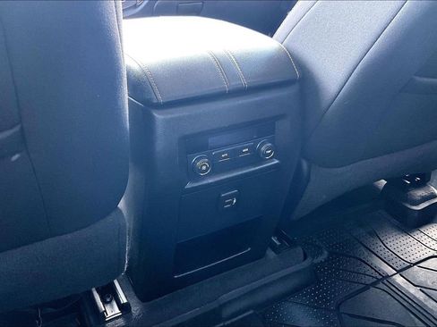 Used 2019 Chevrolet Traverse LT w/ LPO, Floor Liner Package AWD/4WD image 36