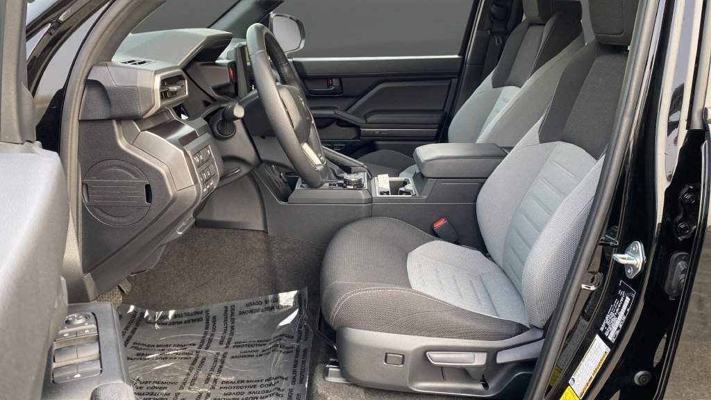 Used 2025 Toyota 4Runner TRD Off-Road AWD/4WD image 13