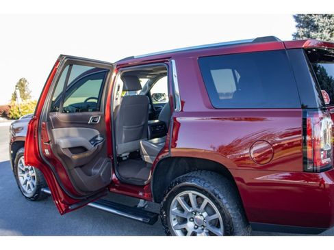Used 2020 GMC Yukon Denali w/ Open Road Package AWD/4WD image 15