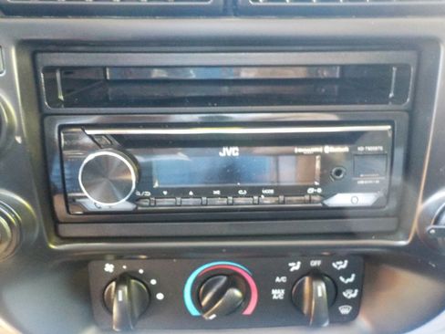 Used 2008 Ford Ranger XL AWD/4WD image 15
