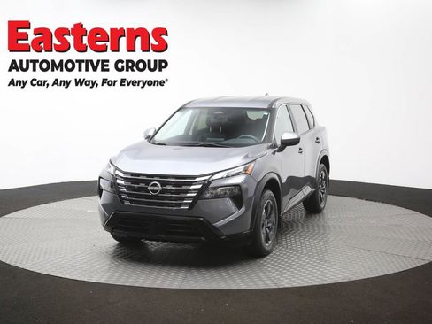 Used 2024 Nissan Rogue SV AWD/4WD image 55