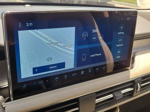 Certified 2025 Lincoln Corsair FWD image 23