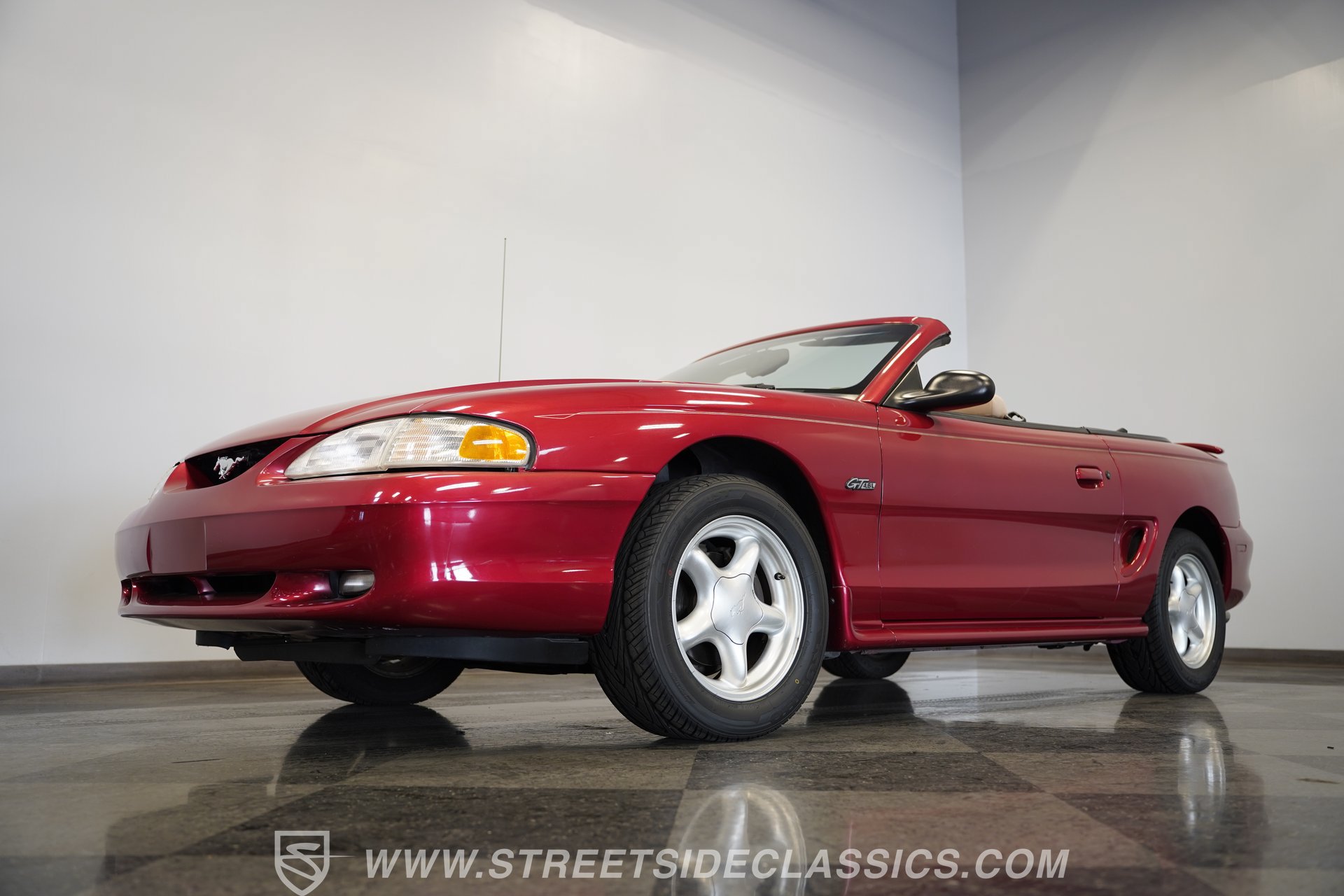 Used 1998 Ford Mustang GT RWD image 21